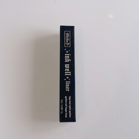 Kat Von D Ink Well Eyeliner Matte Long Wear Shade Dark Wave